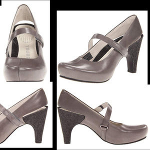 Tsubo Acrea Mary Jane pumps, size 11 Med